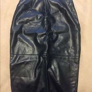 Misguided black faux leather pencil skirt size 8